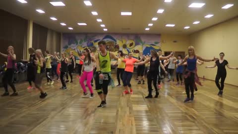 DESPACITO - Zumba Fitness - Luis Fonsi ft Daddy Yankee