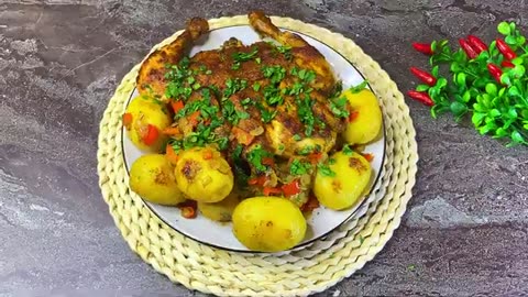 They ask you to cook every day! POTATOES AND CHICKEN for dinner in one pan!