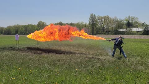 Flamethrower with slight napalm blend