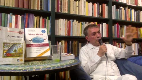 Stefano Scoglio ha presentato "Virus mania"