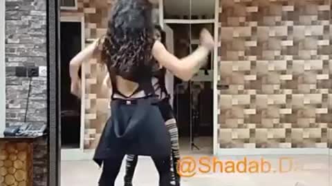 Beautiful Iranian (Persian) Girl Dancing