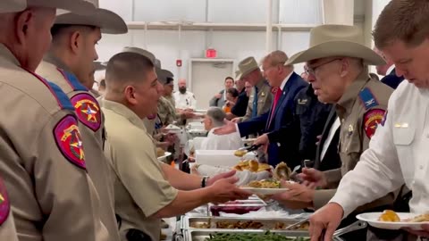 Happening Now—45 begins Thanksgiving Meal Service in Edinburg, TX #OperationLoneStar