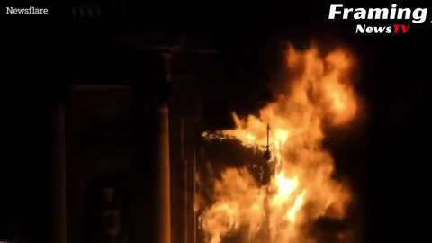 Pengunjuk rasa semakin brutal hingga membakar kantor balai kota di Bordeaux Prancis