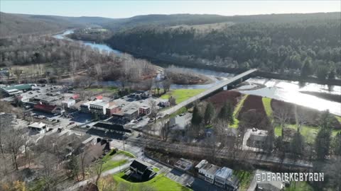 4K DRONE FOOTAGE OF A BEAUTIFUL HISTORIC TOWN IN UPSTATE NY