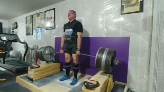 906 lb DL off 12 inch blocks