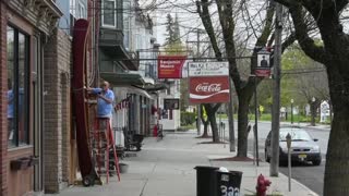 Nueva York empieza a reabrir tímidamente la economía