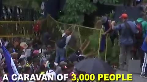 Caravan Migrants Tear Through Guatemala Border Gate!