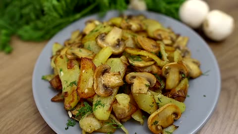 Fried Potatoes with Mushrooms in a Pan - the best Recipe! * Simple and very Tasty *