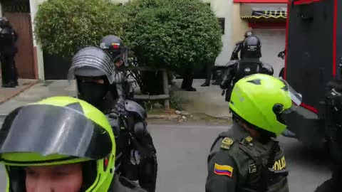 Video: Hasta el Esmad tuvo que intervenir para que la comunidad no linchara a un ladrón