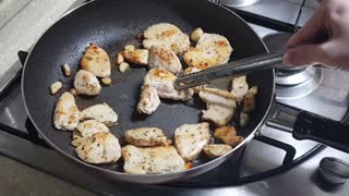 Grilling chicken breast 2