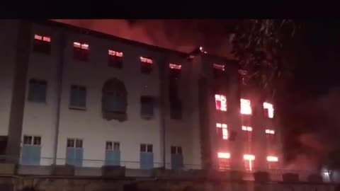 🚨 - MAKERERE UNIVERSITY : Ivory Tower has caught fire
