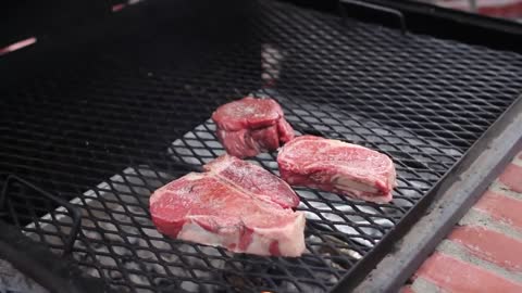How to Grill a Perfect Steak