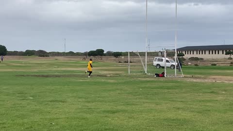 Gansbaai Rovers vs. Solyx United: Goal! Mpompo