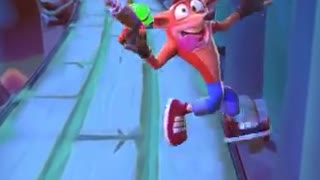 Oxide Thorn Thing Battle Run Gameplay - Crash Bandicoot: On The Run!