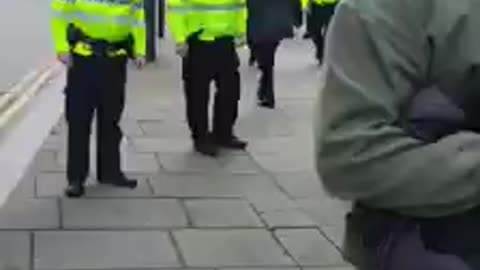 Lockdown police arrest gym member