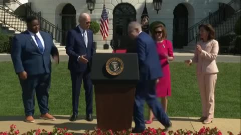Biden Shakes Hands with the Air Again 🤣