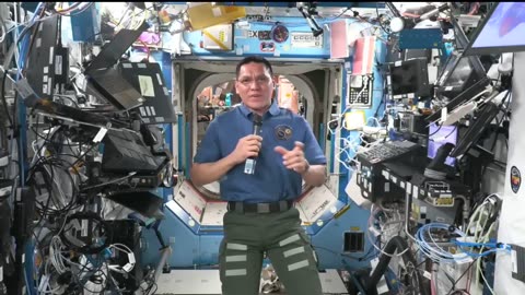Astronaut Frank Rubio Calls NASA Leadership From Space Official NASA Broadcast (1)