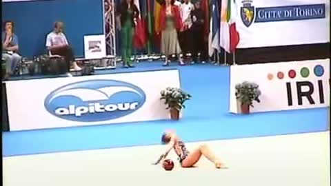 You Should See This Gymnast!