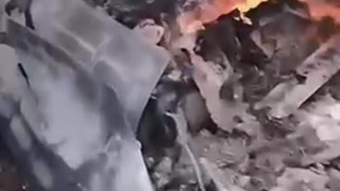 A RUSSIAN FIGHTER PLANE IS ON FIRE, WAS SHOT DOWN BY UKRAINNIAN TROOPS IN NIKOLAEV!🔥💥