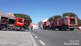Os Bombeiros Mistos do Seixal fazem guarda de honra ao Benfica