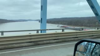 Barge-Bridge-Ohio River