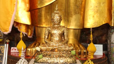 Small gold-plated Buddha