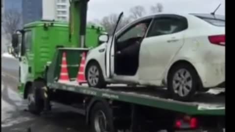 Russian Man Refused to Towed his car 🚗