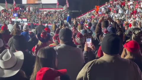 Texas Crowd Boos RINO Governor Greg Abbott at Trump Rally