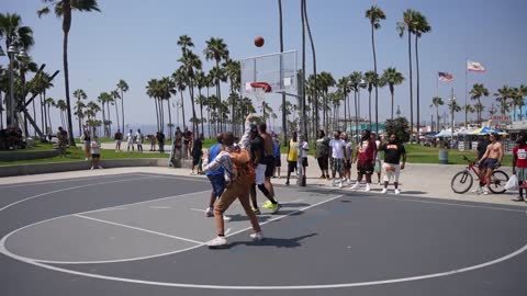 oses Hostile Hoopers at Venice Beach.mp4