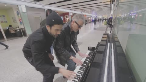 Three piano dudes boogie woogie at the airport