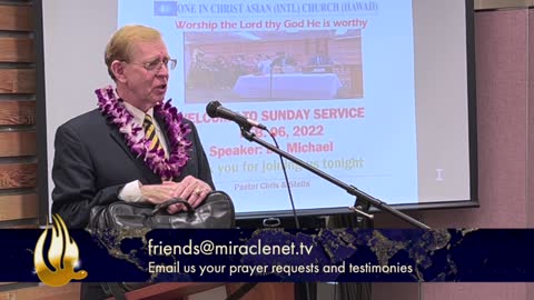 Dr. Hughes at Indo/Pakistan Miracle Service in Hawaii