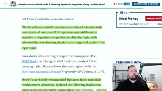 THE ENTIRE US BANKING SYSTEM HAS BEEN DOWNGRADED FROM STABLE TO NEGATIVE 🔥🔥🔥