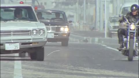 Car Chase in Western Police (Seibu Keisatsu, S1E24) - 1980