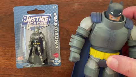 Armored Batman Micro Collection Unboxing