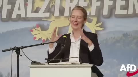 😂 Alice Weidel VERARSCHT Habeck! Sie kann sich das Lachen NICHT verkneifen! 🤣🤡