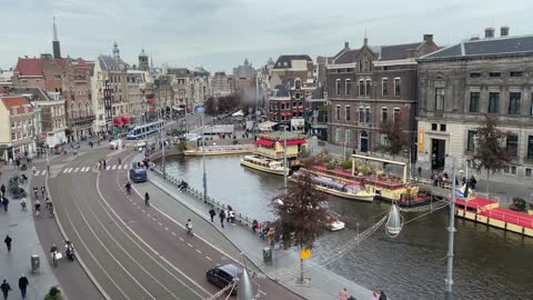 Travel Amsterdam in a Minute