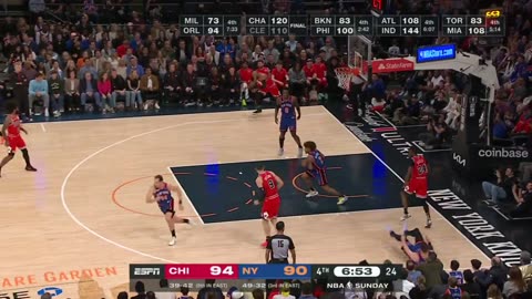 Bojan Bogdanovic pulls the 3-pointer to cut the Knicks' deficit to 1 in the 4th quarter 🎯