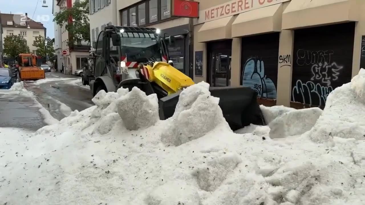 GERMANIA: TEMPESTA DI GRANDINE