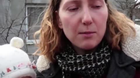 Woman tells story of escaping Ukraine to Hungary