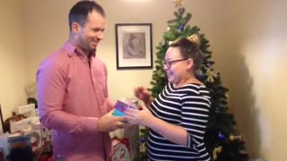 Couple discovers baby gender on Christmas day