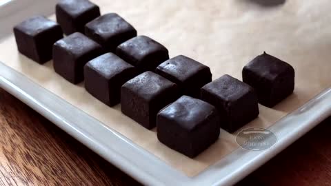 How to make chocolate truffles with milk at home