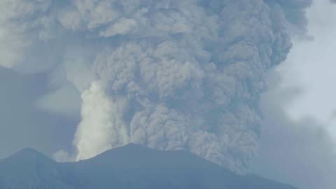 massive volcano erruption