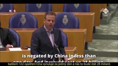 Nizozemský Ministr/psychopat se směje poslanci i všem voličům do očí.