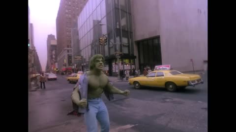 The Incredible Hulk Rampages Through New York - The Incredible Hulk - All Action