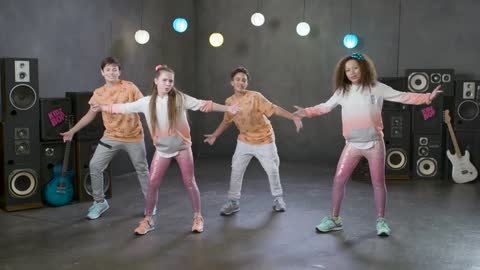 KIDZ BOP Kids- Whoomp! There It Is (Dance Along)