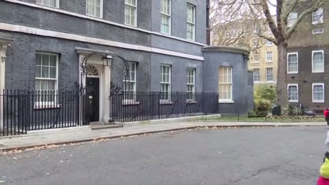 Ministers arrive at Downing Street for cabinet meeting ahead of budget