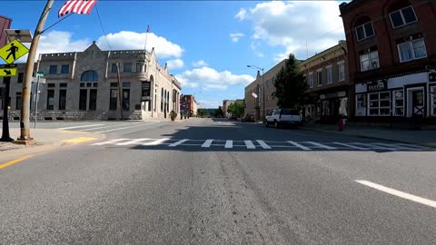 Driving Thru Honesdale Main St Street PA Pennsylvania (08-08-2021)