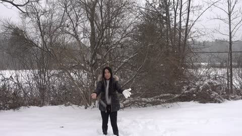 My Wife Experiences New York Mountain Top Snow For The First Time