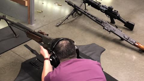 Firing BAR at Texas Gun Experience