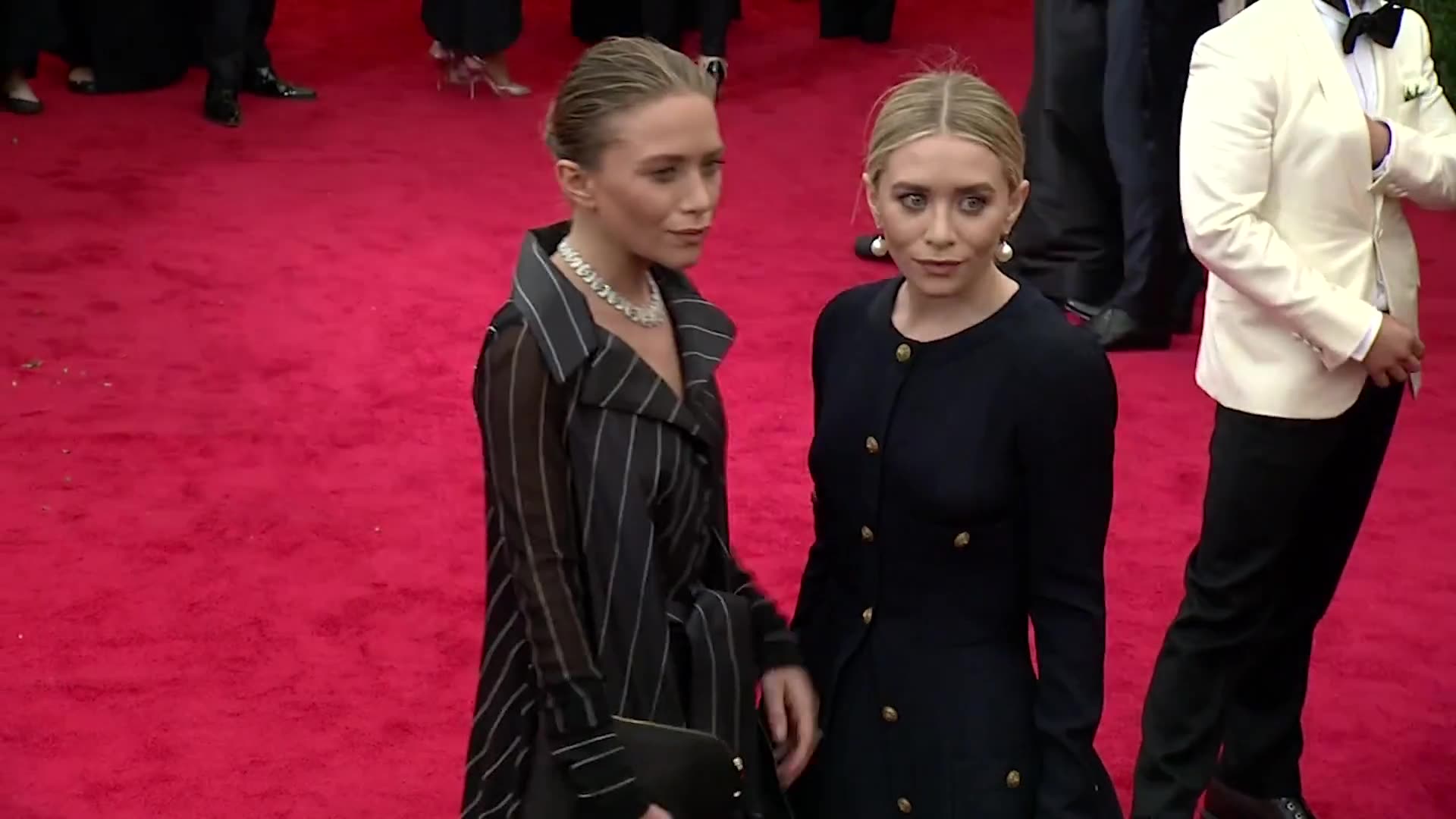 Mary-Kate and Ashley Olsen gave heartfelt speech to make amends with 'Full House' cast after Bob Saget's death